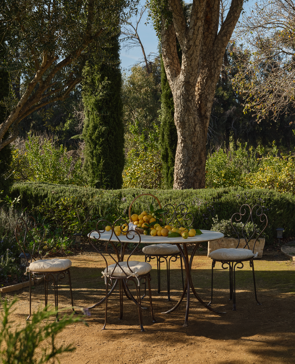 L'Amour Marble Dining Table
