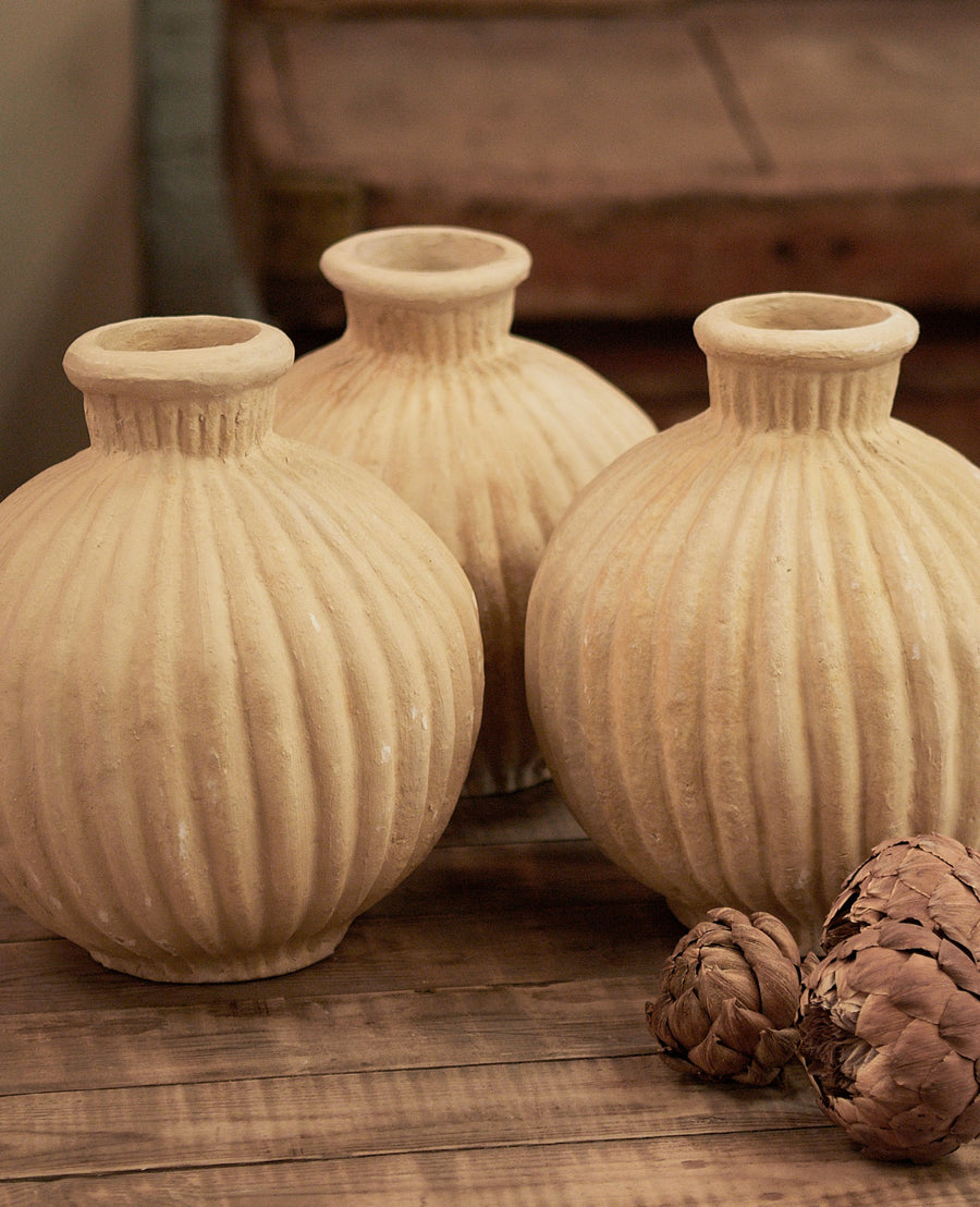 Reproduction Paper Mache Vase - Garlic from India made of Paper Mache