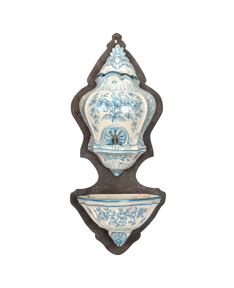 Porcelain Wall Fountain