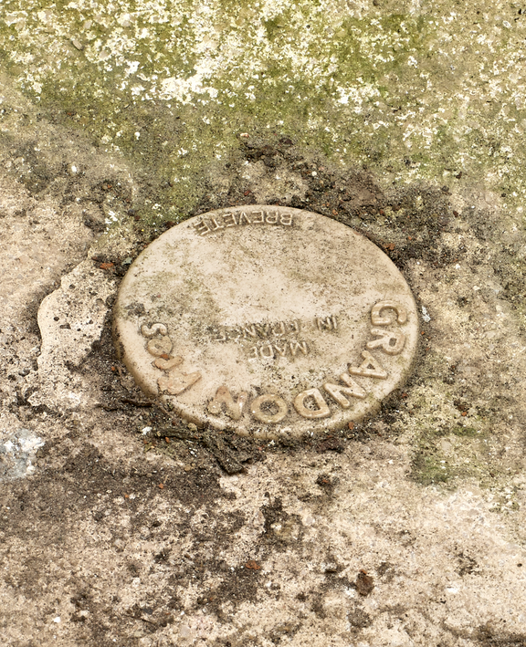 Concrete Coupe Planter