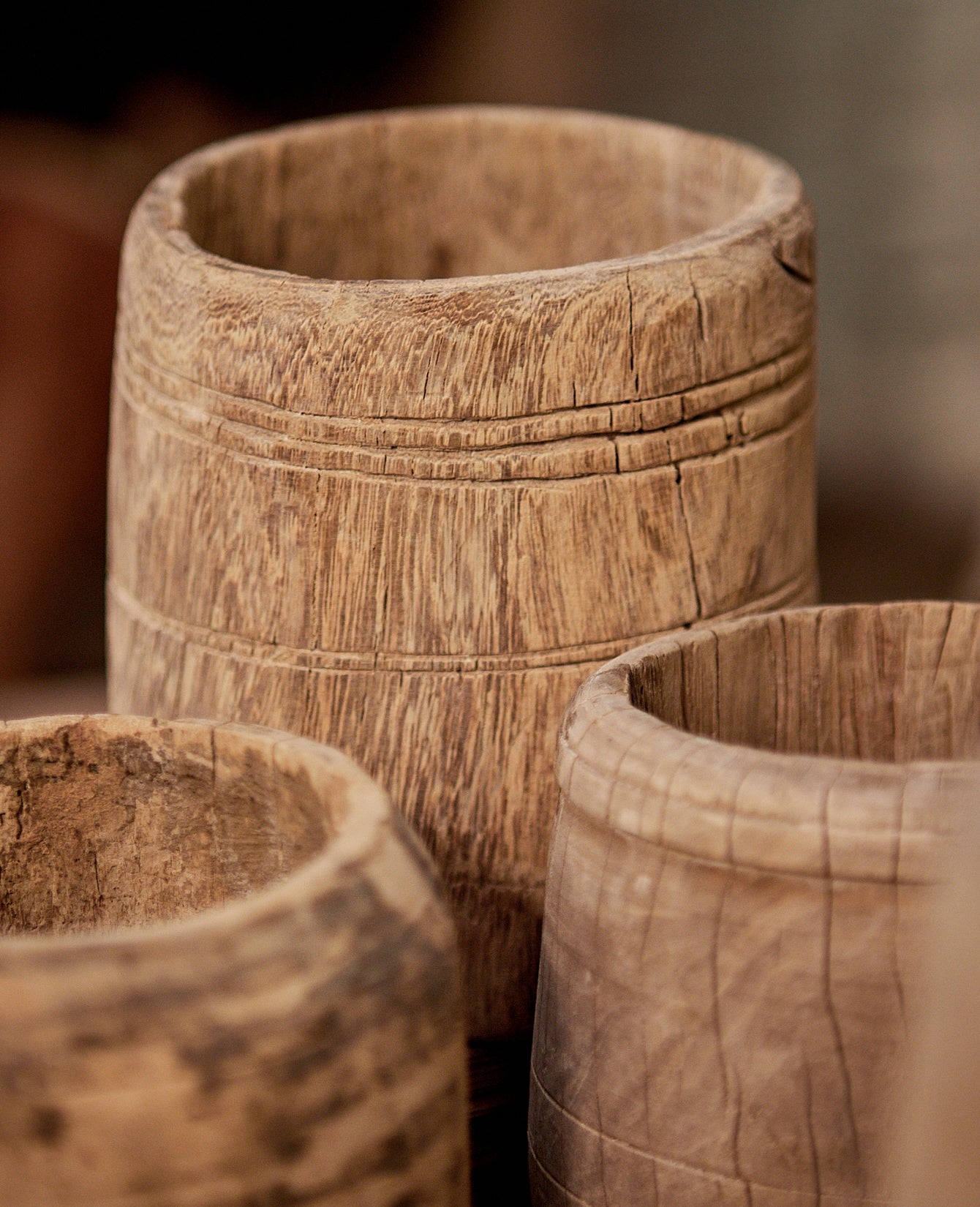 Vintage Teak Pot - Bleached from India made of Wood
