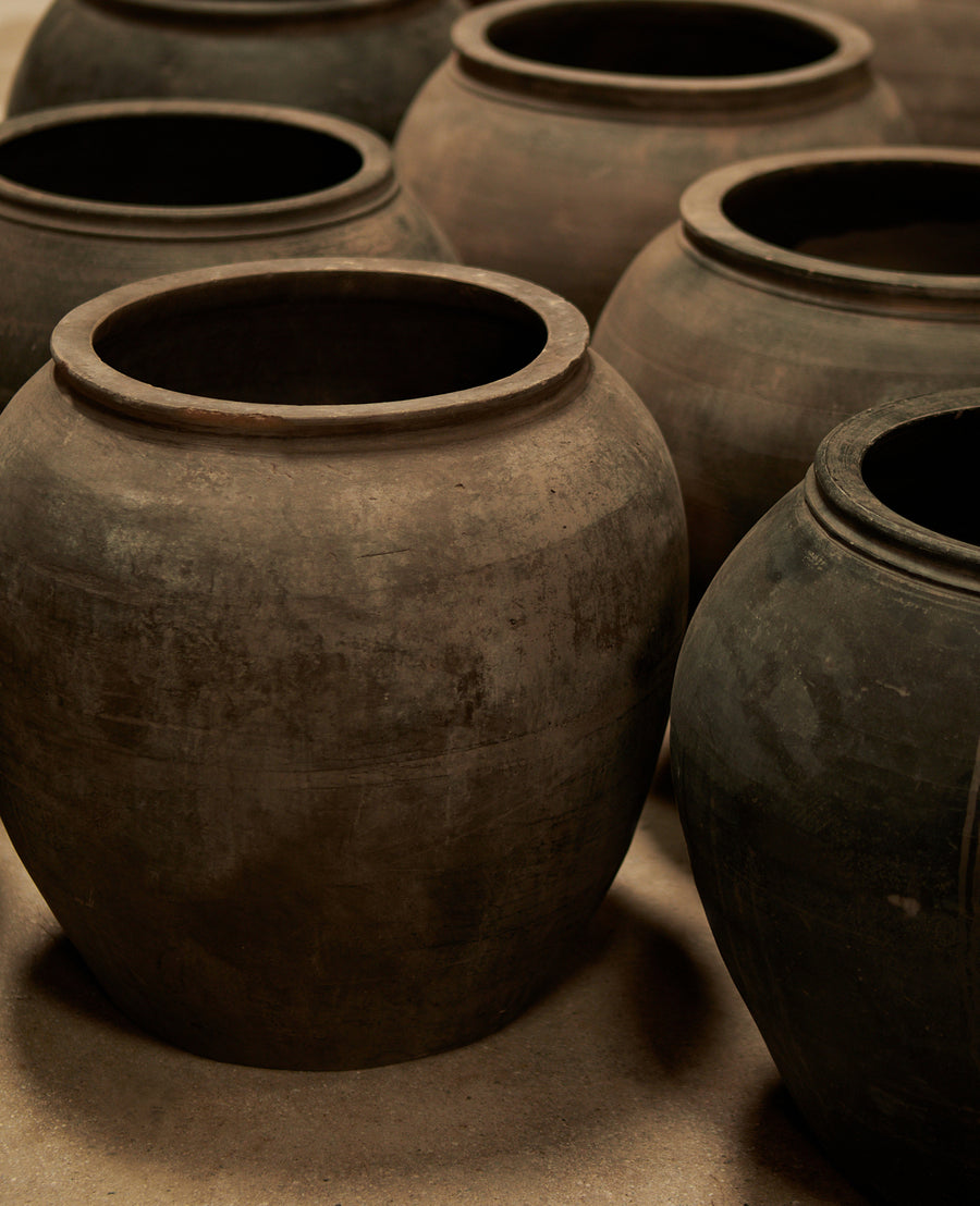 Vintage Water Pot from China made of Ceramic